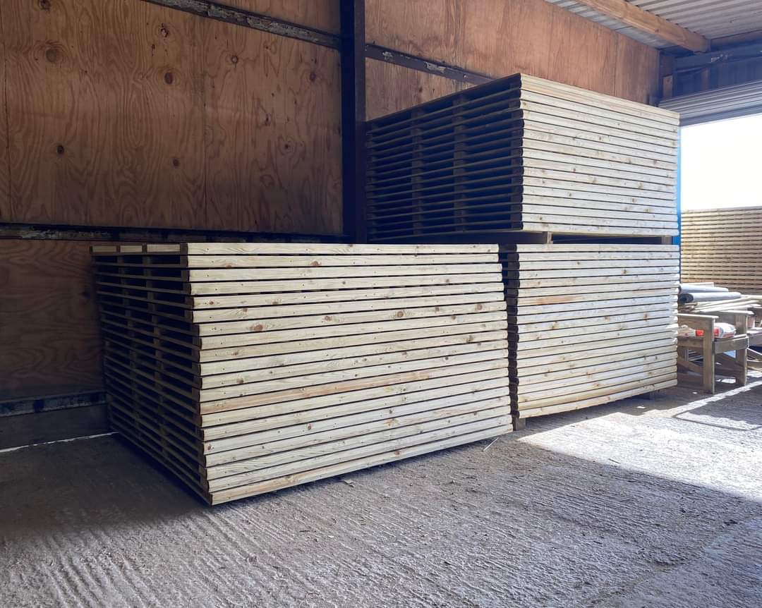 Fence panel delivery